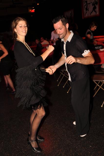 min 2010 11 13 fous swing 383